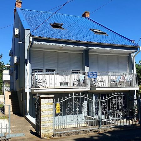 Dami Apartman Hajduszoboszlo Luaran gambar
