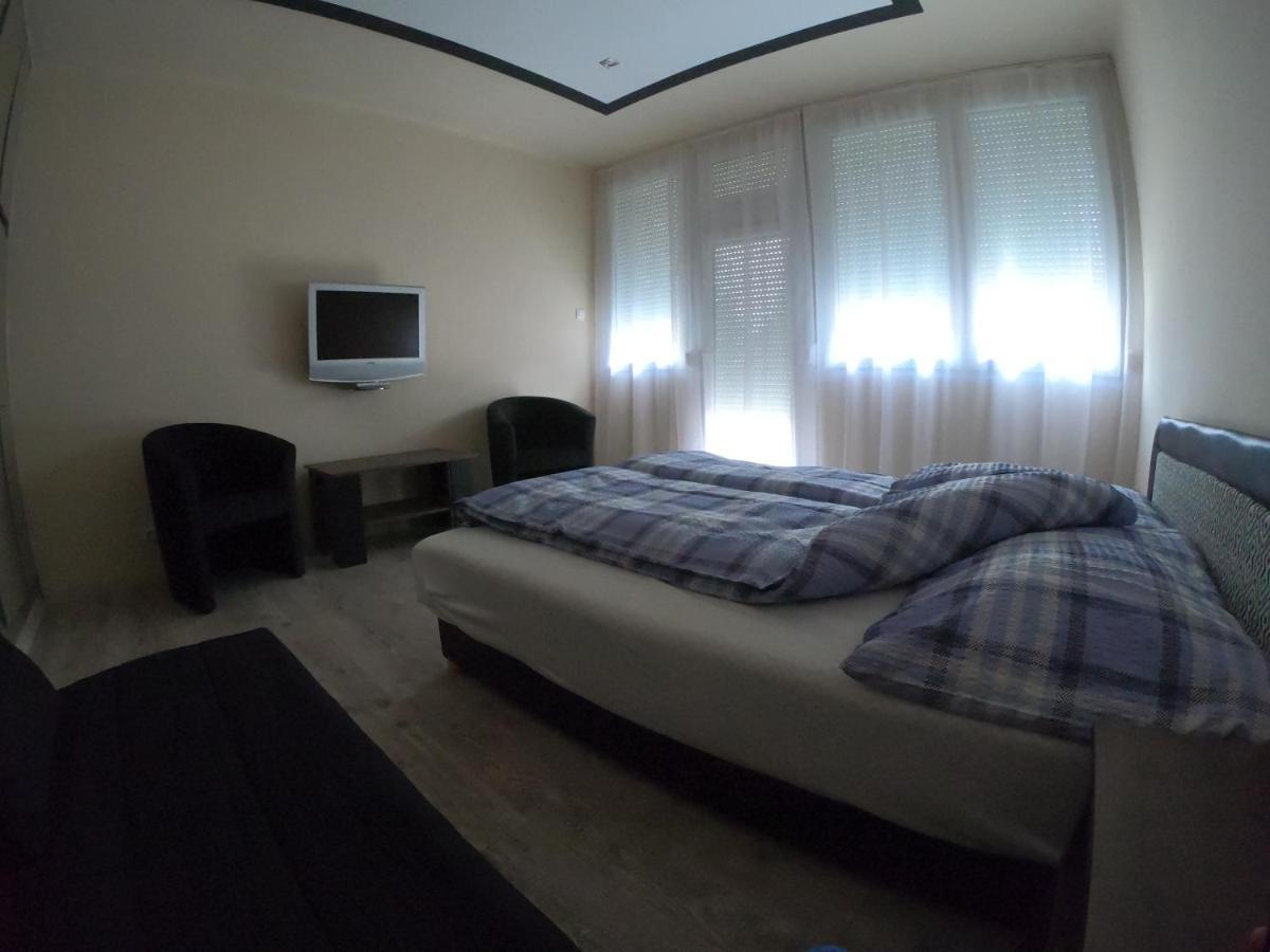 Dami Apartman Hajduszoboszlo Luaran gambar